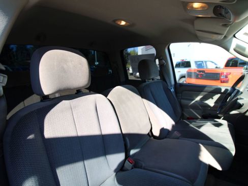 Used 2004 Dodge Ram 1500 Truck SLT w/ Big Horn Quad Cab Value Group image 17
