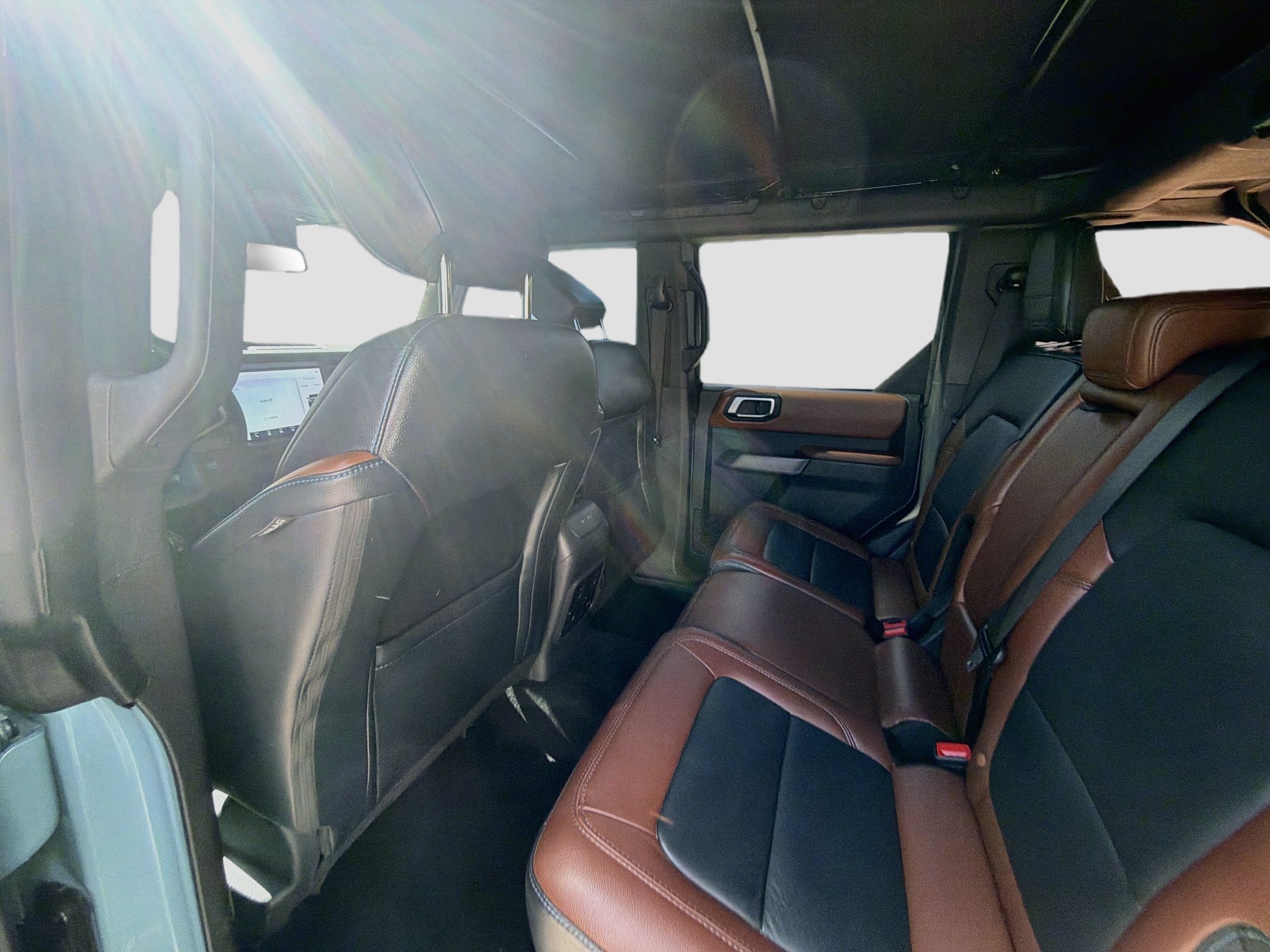 Used 2023 Ford Bronco Outer Banks w/ Sasquatch Package AWD/4WD image 23