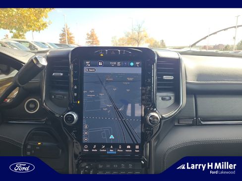 Used 2024 RAM 3500 Limited image 12