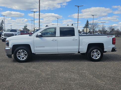 Used 2017 Chevrolet Silverado 1500 LT w/ All Star Edition AWD/4WD image 4