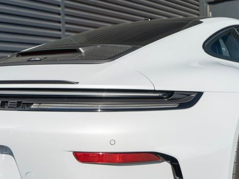 Used 2026 Porsche 911 GT3 RWD image 14