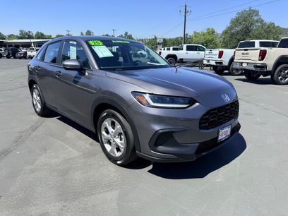 Used 2025 Honda HR-V LX