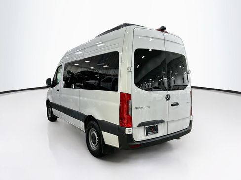 Used 2025 Mercedes-Benz Sprinter 2500 image 6