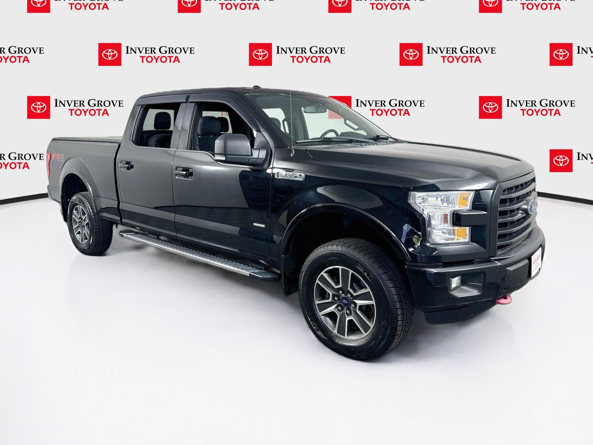 Used 2016 Ford F150 XLT w/ Equipment Group 302A Luxury AWD/4WD image 3