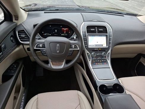 Used 2020 Lincoln Nautilus Reserve w/ Equipment Group 201A AWD/4WD image 13