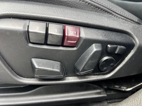 Used 2018 BMW X2 sDrive28i w/ Convenience Package image 11