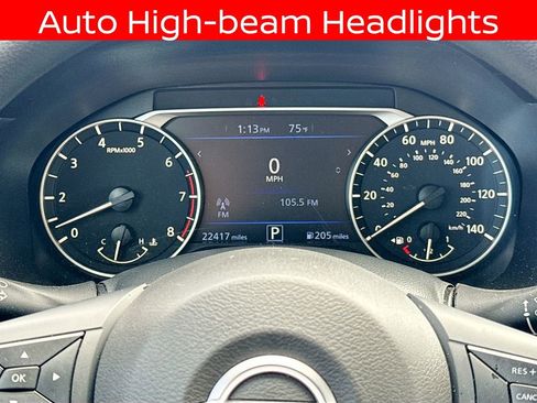 Used 2025 Nissan Altima 2.5 SV image 12