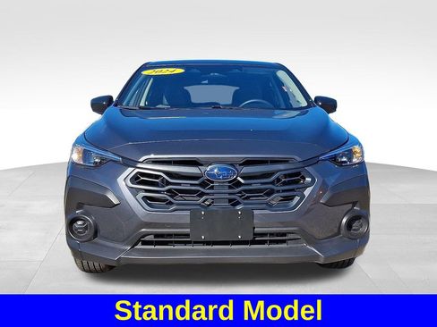 Used 2024 Subaru Crosstrek 2.0i image 2