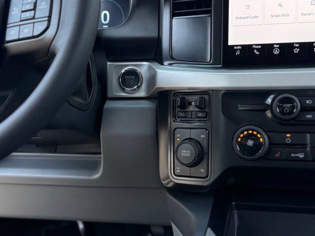 New 2026 Ford F350 XLT w/ XLT Premium Package AWD/4WD image 29