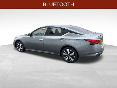 Used 2019 Nissan Altima 2.5 SL FWD image 4