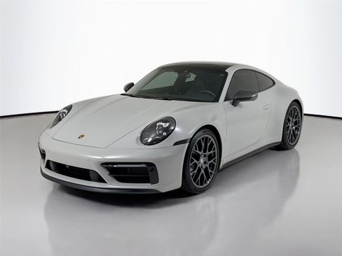 Used 2024 Porsche 911 Carrera T image 10
