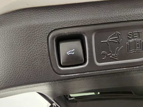 Used 2023 Lincoln Navigator L Reserve image 15