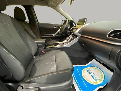 Used 2018 Mitsubishi Eclipse Cross SE image 16