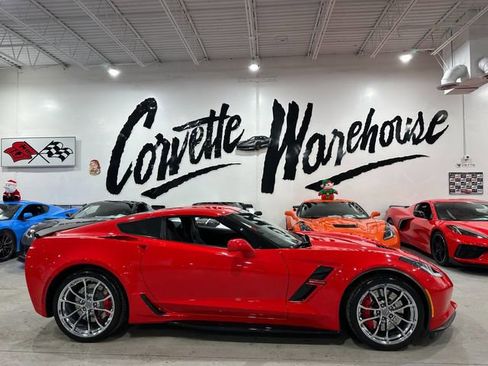 Used 2018 Chevrolet Corvette Grand Sport image 9