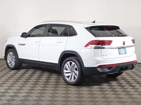 Used 2023 Volkswagen Atlas Cross Sport SE w/ Panoramic Sunroof Package AWD/4WD image 10