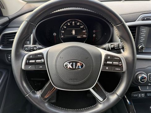 Used 2019 Kia Sorento EX image 14
