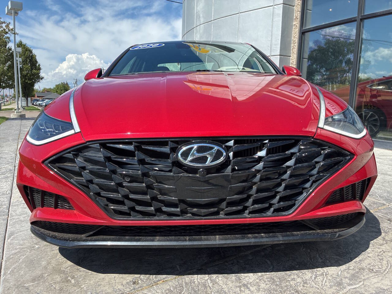 Used 2020 Hyundai Sonata Limited FWD image 2