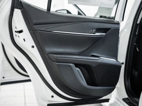 Used 2025 Toyota Camry LE image 34