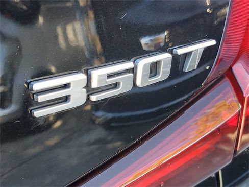 Certified 2023 Cadillac XT4 Luxury image 8