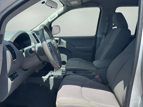 Used 2019 Nissan Frontier SV AWD/4WD image 17
