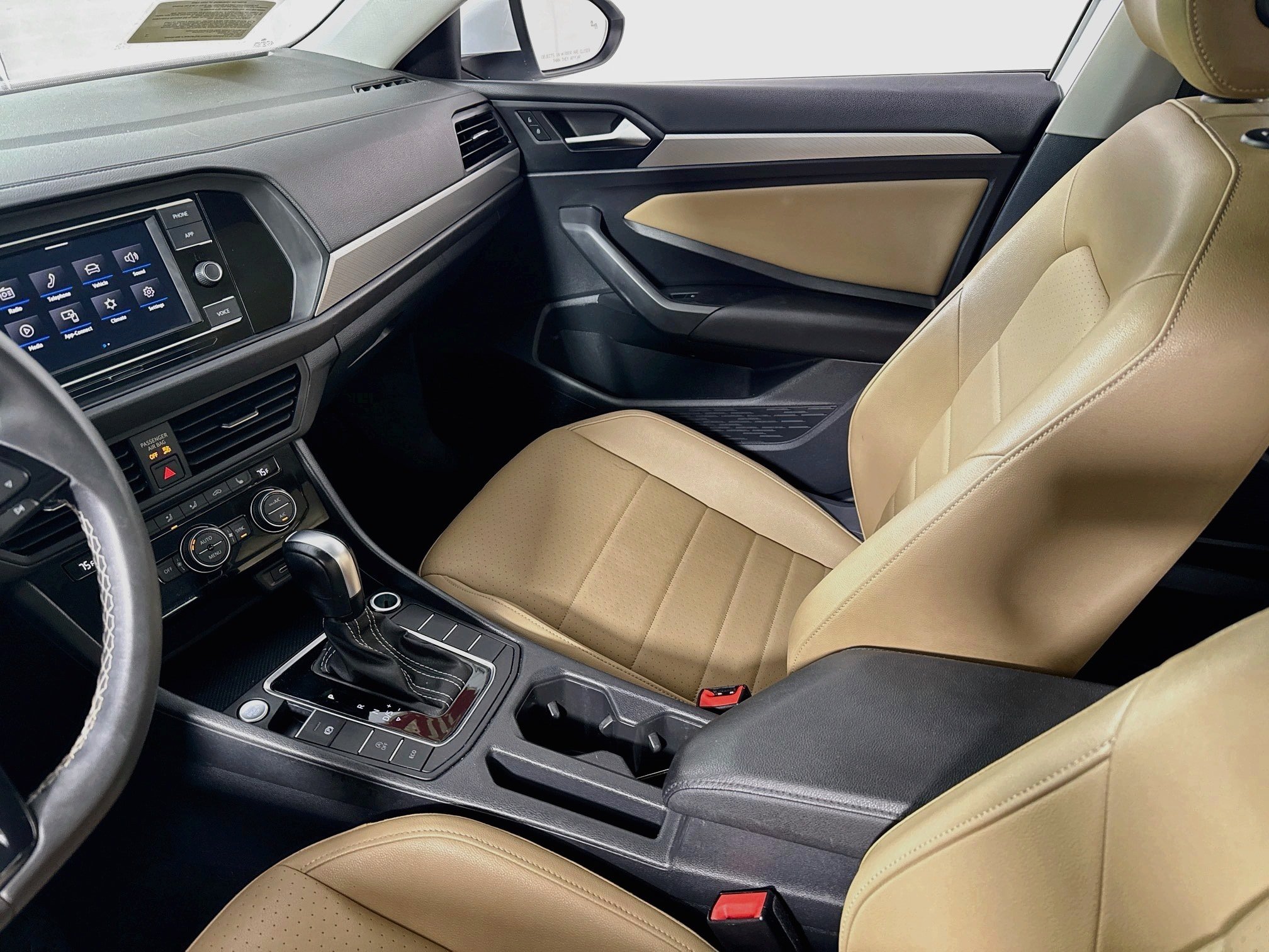 Used 2021 Volkswagen Jetta SE FWD image 25