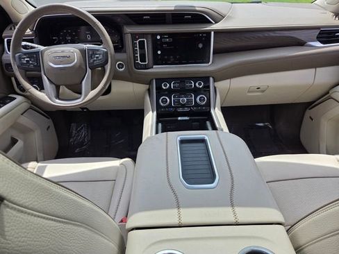 Used 2022 GMC Yukon Denali w/ Max Trailering Package AWD/4WD image 16