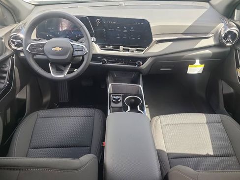 New 2026 Chevrolet Equinox LT w/ Safety and Technology Package image 12