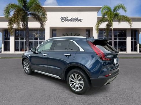 Used 2021 Cadillac XT4 Premium Luxury image 11