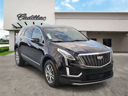 Used 2022 Cadillac XT5 Premium Luxury w/ Technology Package image 7