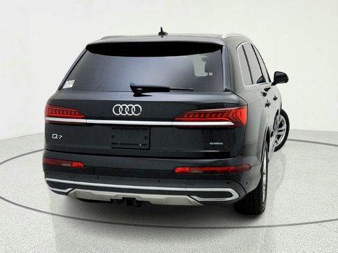 Used 2021 Audi Q7 3.0T Premium Plus w/ Premium Plus Package AWD/4WD image 10