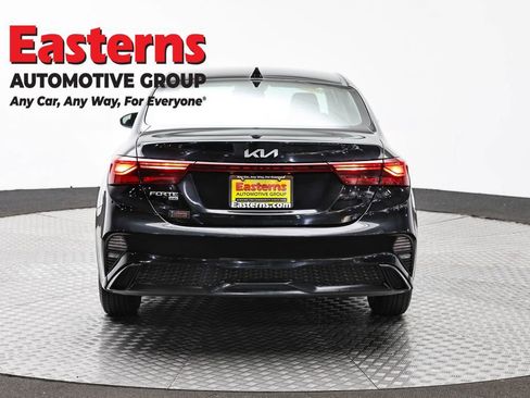 Used 2023 Kia Forte LX FWD image 6