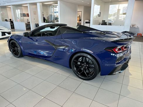 New 2025 Chevrolet Corvette Z06 w/ Stealth Interior Trim Package image 6