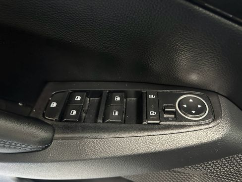 Used 2023 Kia Seltos S w/ Navigation Package AWD/4WD image 14