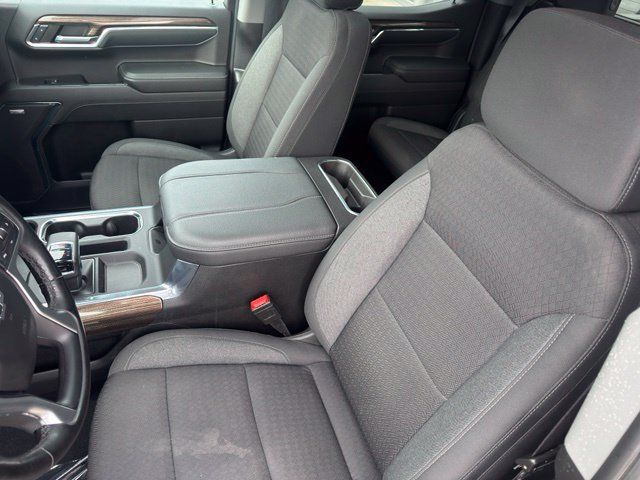 Certified 2024 Chevrolet Silverado 1500 RST w/ Convenience Package II AWD/4WD image 6