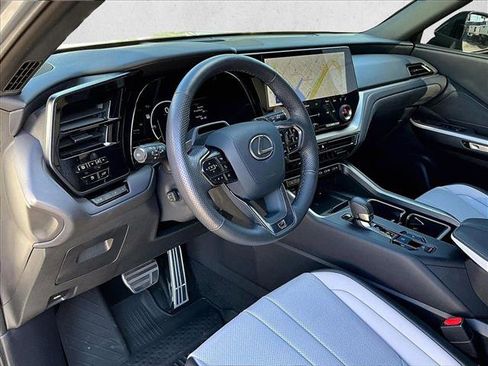 Used 2025 Lexus TX 500h AWD image 14