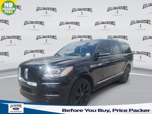Used 2022 Lincoln Navigator L Reserve AWD/4WD image 1