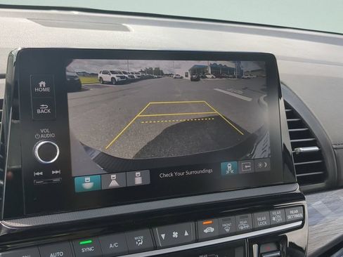 New 2026 Honda Odyssey Elite image 17