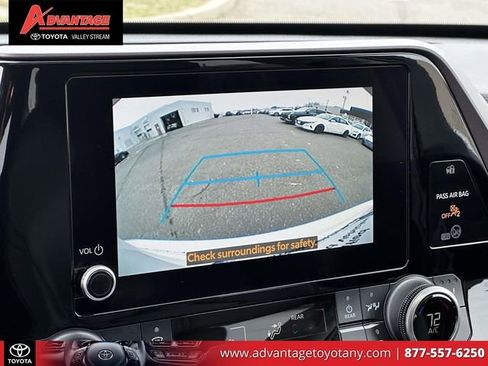 Used 2023 Toyota Highlander XLE image 34