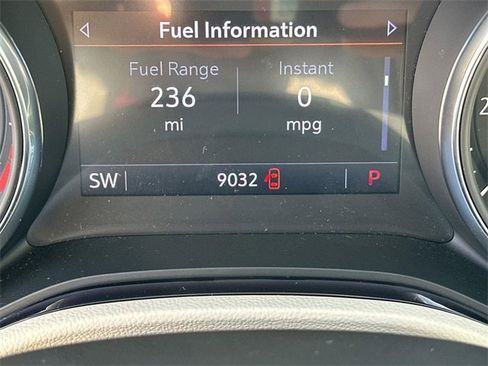 Used 2021 Buick Encore GX Select w/ Sport Touring Package image 11