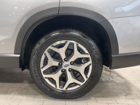 Certified 2023 Subaru Forester Premium image 30