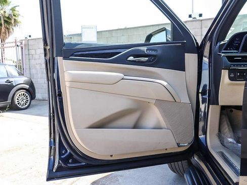 Used 2023 Cadillac Escalade Premium Luxury w/ Performance Package AWD/4WD image 26