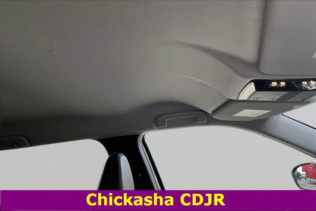 Used 2025 Mitsubishi Outlander SE AWD/4WD image 25
