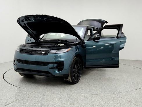 New 2026 Land Rover Range Rover Sport SE image 9