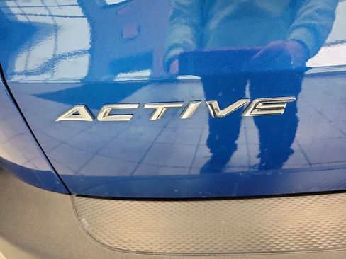 Used 2023 Ford Escape Active image 9