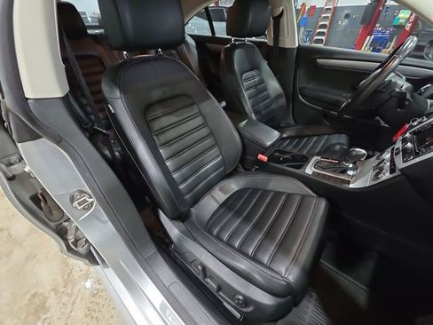 Used 2014 Volkswagen CC R-Line image 27