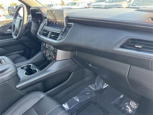 Used 2022 Chevrolet Suburban RST w/ Luxury Package image 5