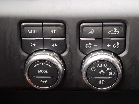 Used 2024 GMC Sierra 2500 Denali Ultimate AWD/4WD image 26