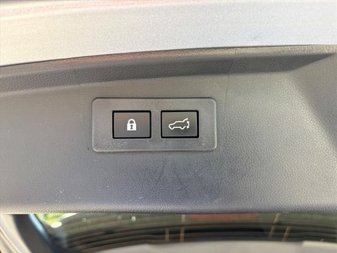 Used 2024 Subaru Outback Premium AWD/4WD image 24