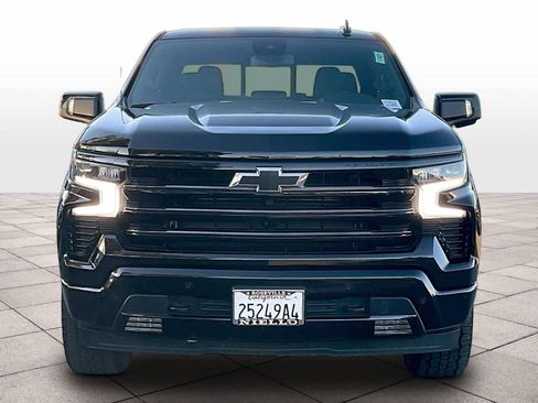 Used 2024 Chevrolet Silverado 1500 High Country w/ Midnight Edition image 3