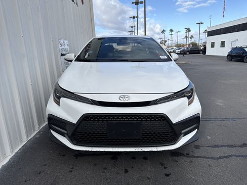 Used 2020 Toyota Corolla SE w/ Carpet Mat Package (TMS) image 4